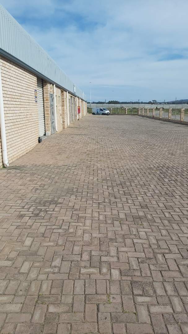 To Let commercial Property for Rent in Walmer Eastern Cape